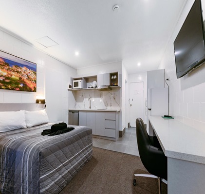 queen apartment